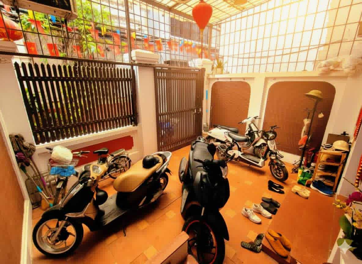 CHÍNH CHỦ CẦN BÁN GẤP NHÀ ÂU CƠ TT TÂY HỒ KD DÒNG TIỀN 40 TRIỆU / THÁNG ĐÓN ĐẦU QH TƯƠNG LAI RẠNG NGỜI.